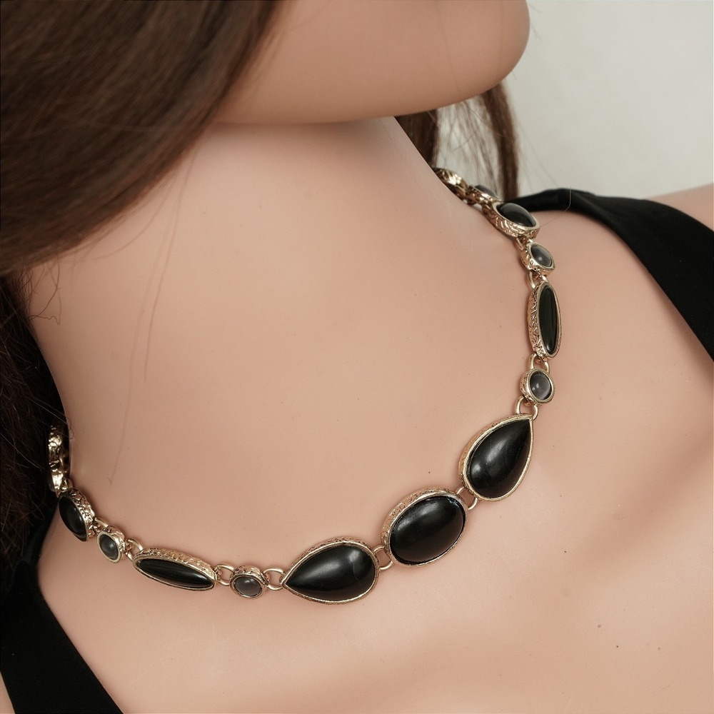 Vintage Black Gold Statement Choker Necklace‎ Teardrop Faux Onyx Cabochon Ornate